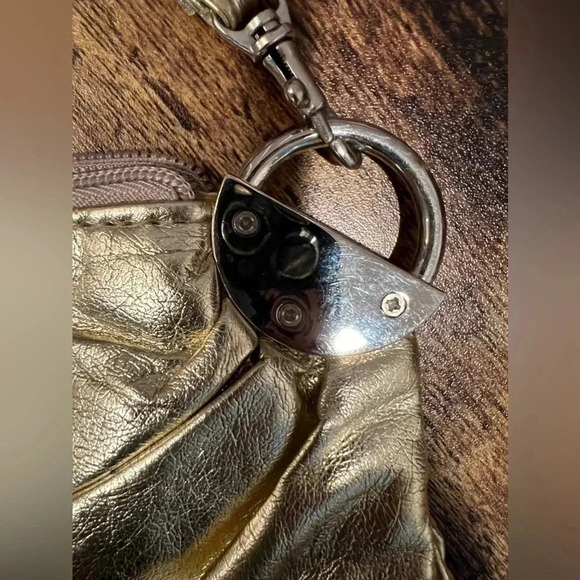 Chateau | ladies metallic gold wristlet. - Picture 3 of 9